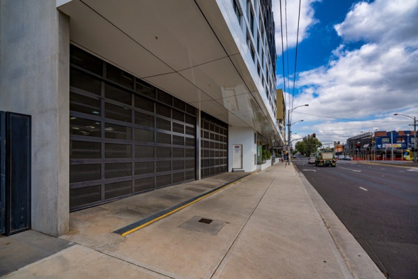 Quality Commercial Garage Door